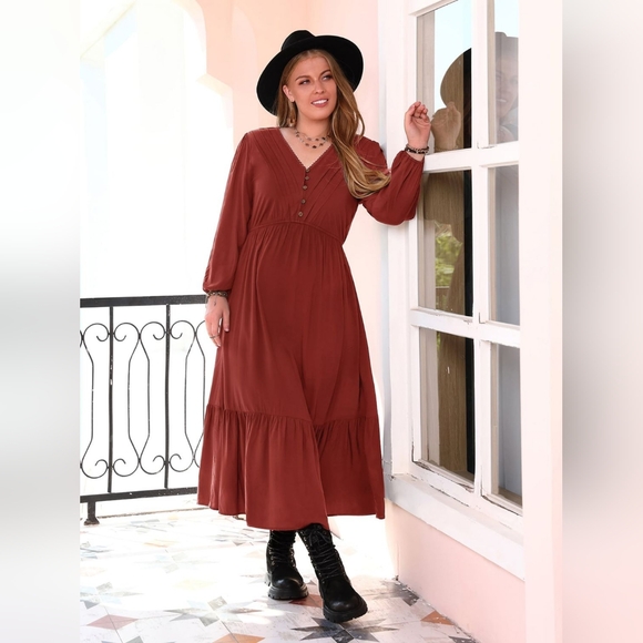 Plus Size Quarter Button V-Neck Long Sleeve Rust Color Dress - Picture 6 of 9